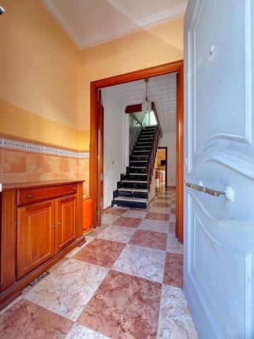 4 Zimmer Reihenhaus zu verkaufen in Málaga Stadt - 350.000 € (Ref: 10183097)