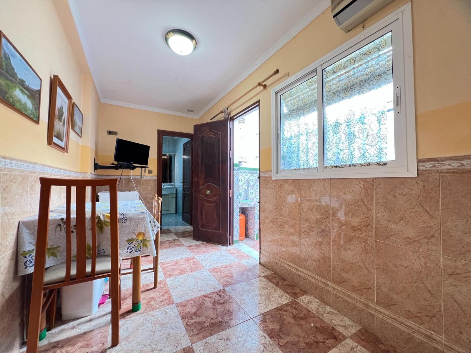 4 Zimmer Reihenhaus zu verkaufen in Malaga Stadt - 350.000 € (Ref: 10183097)