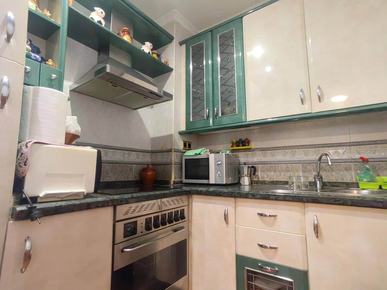 2 slaapkamer Huis te koop in Malaga stad - € 325.000 (Ref: 10187310)