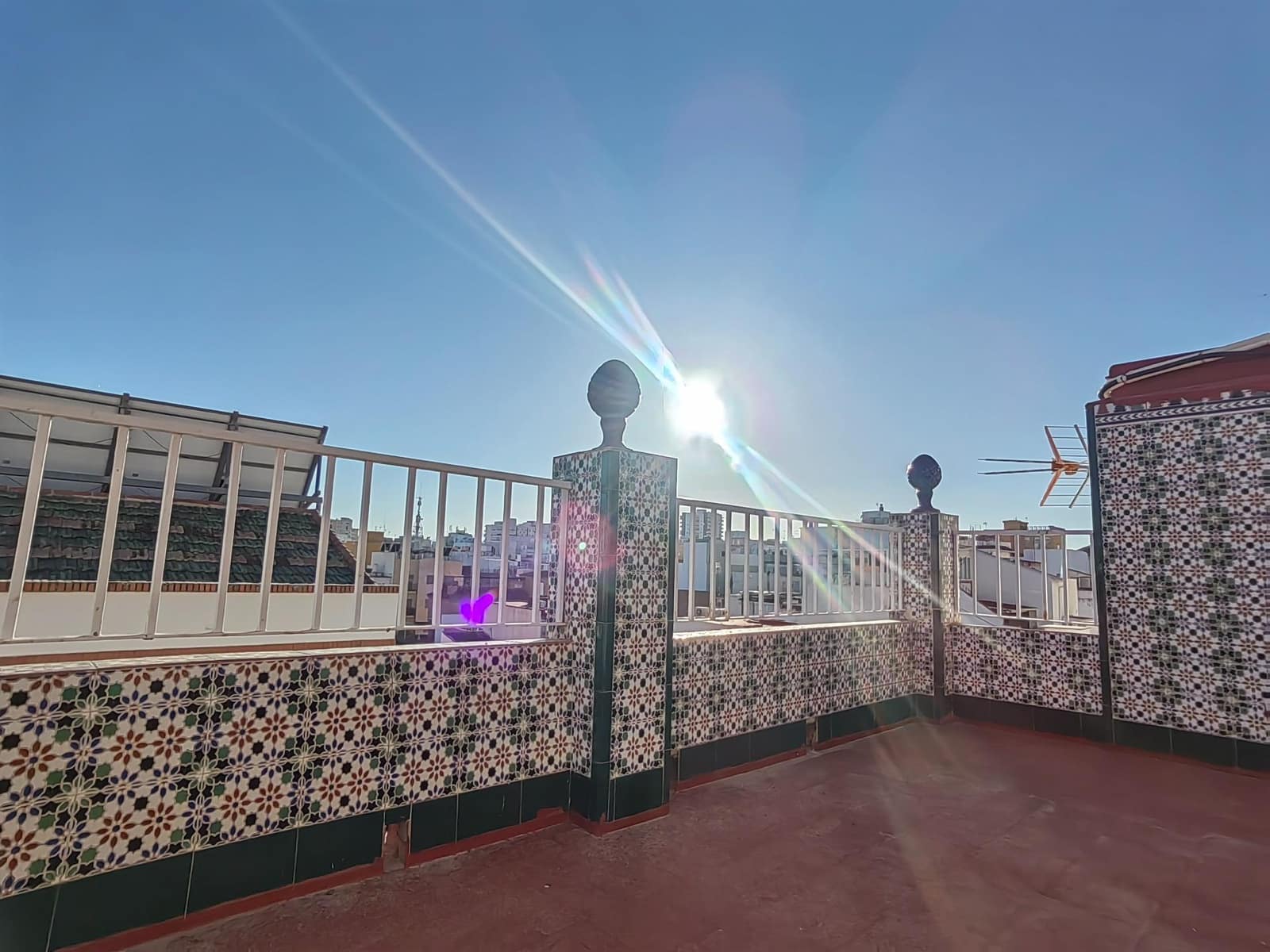 2 slaapkamer Huis te koop in Malaga stad - € 325.000 (Ref: 10187310)