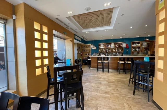 Local Commercial à vendre à Mijas - 590 000 € (Ref: 8429656)