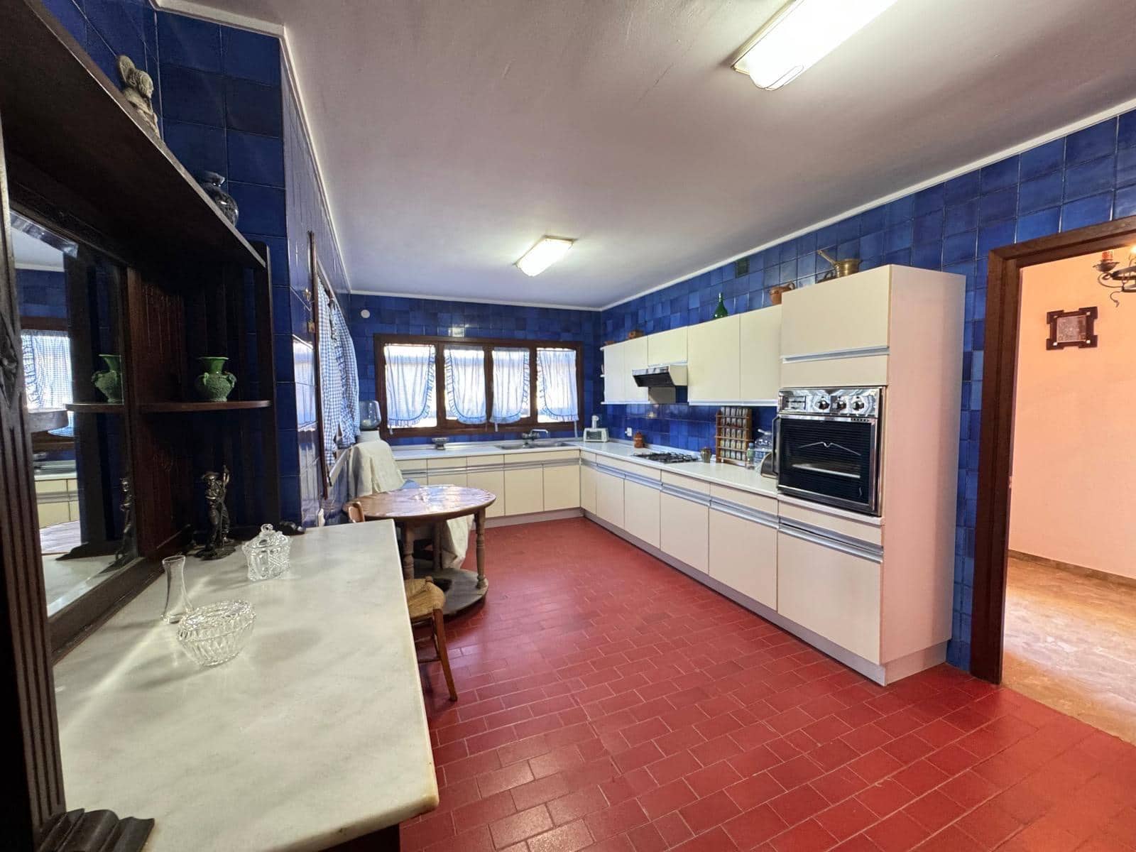 4 soverom Villa til salgs i Villanueva del Rosario med svømmebasseng garasje - € 450 000 (Ref: 8429673)