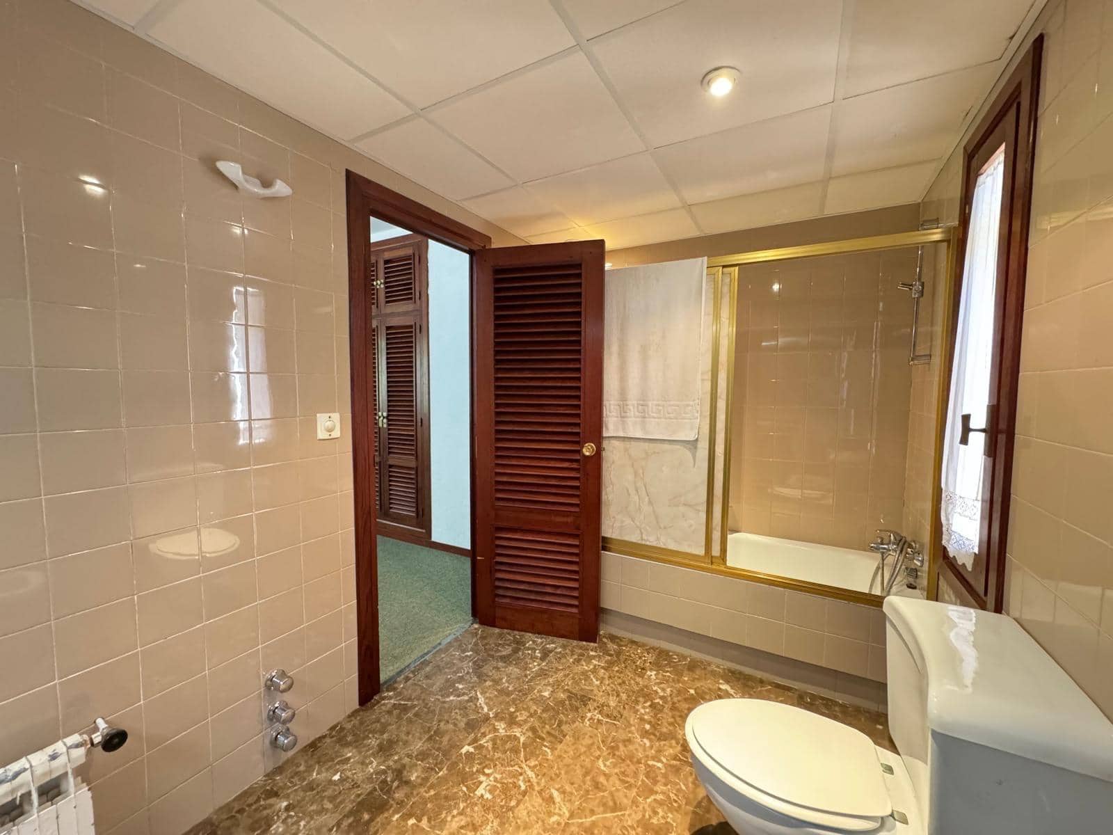 4 soverom Villa til salgs i Villanueva del Rosario med svømmebasseng garasje - € 450 000 (Ref: 8429673)