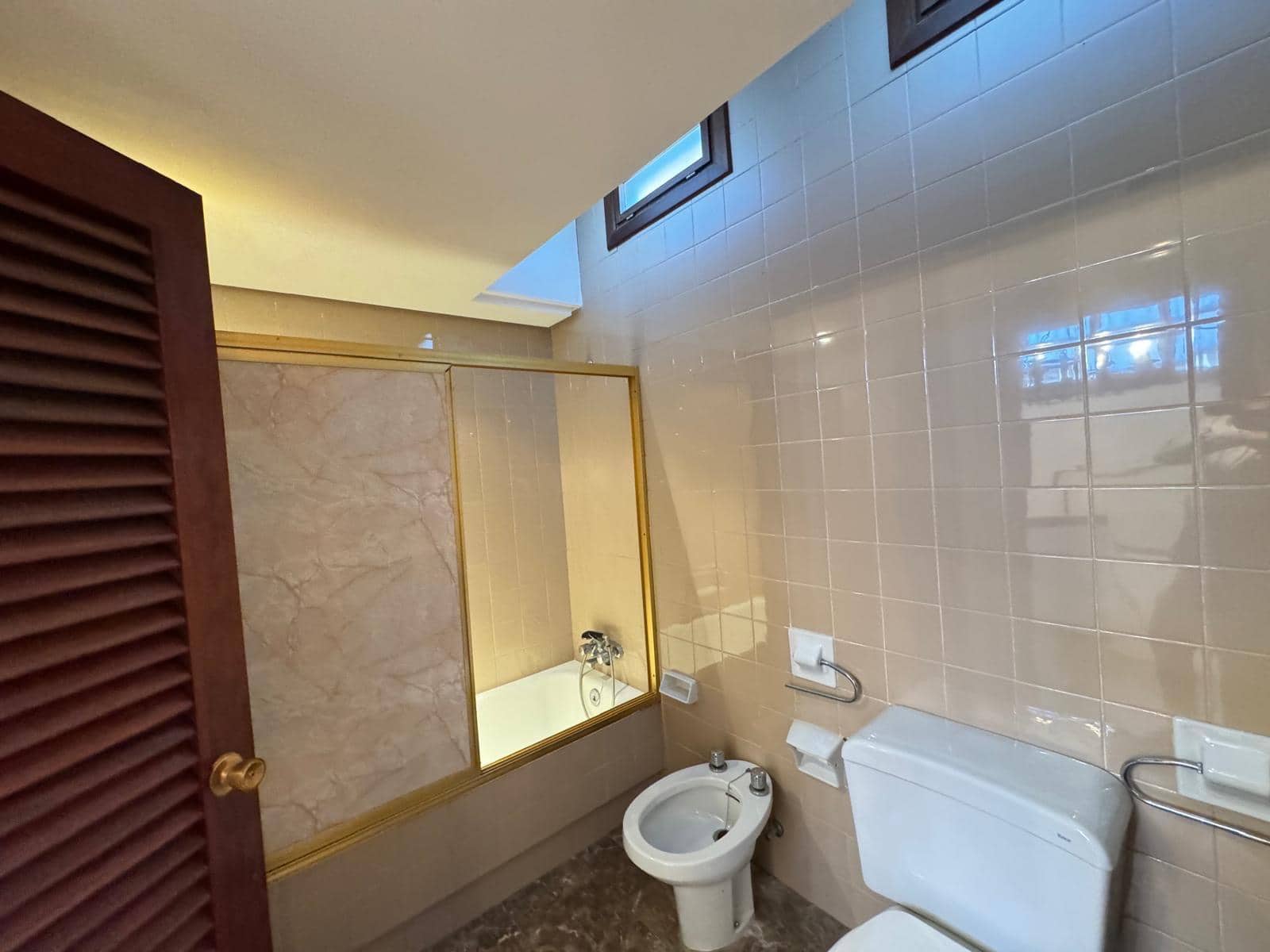 4 soverom Villa til salgs i Villanueva del Rosario med svømmebasseng garasje - € 450 000 (Ref: 8429673)