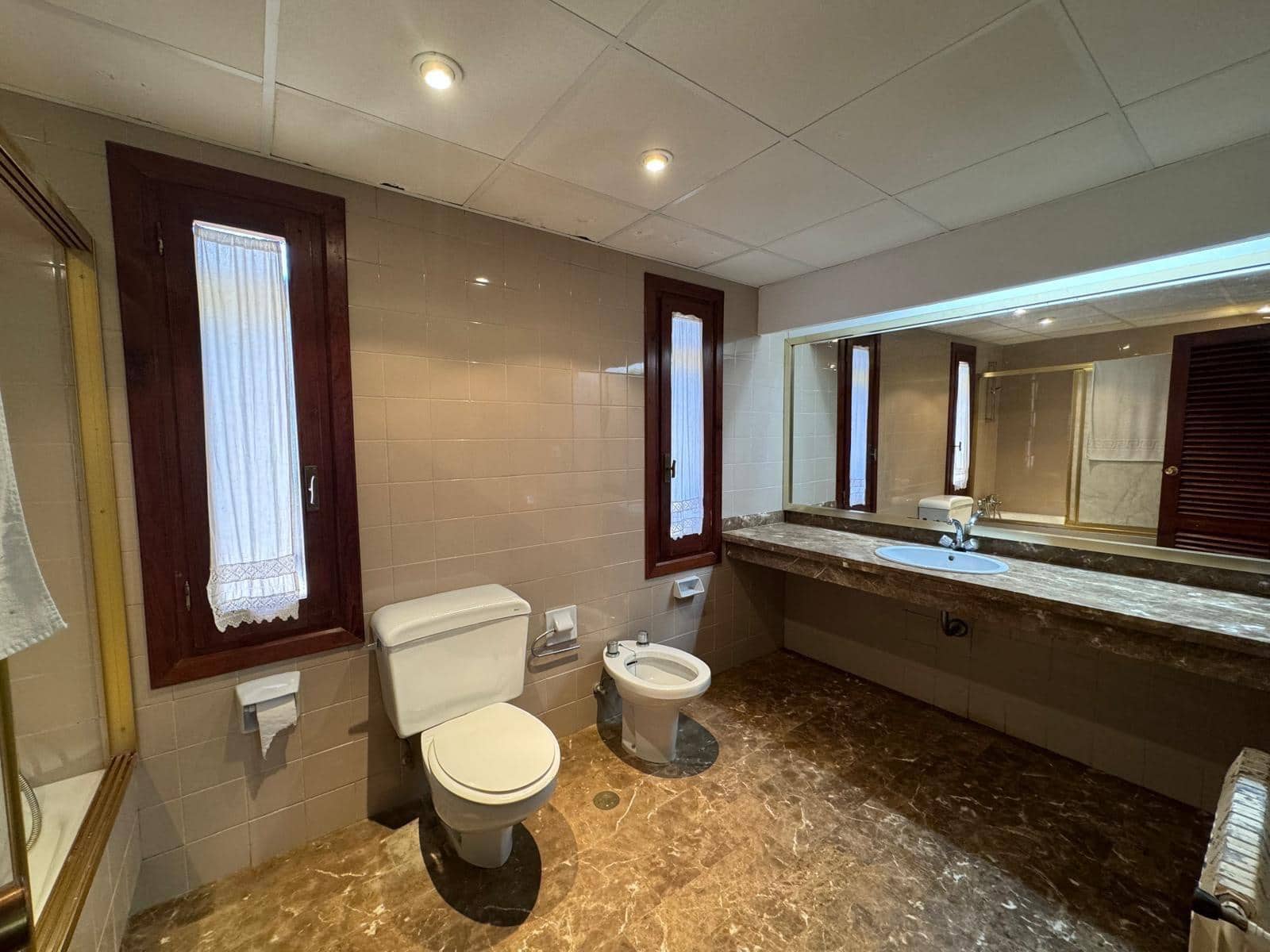 4 soverom Villa til salgs i Villanueva del Rosario med svømmebasseng garasje - € 450 000 (Ref: 8429673)