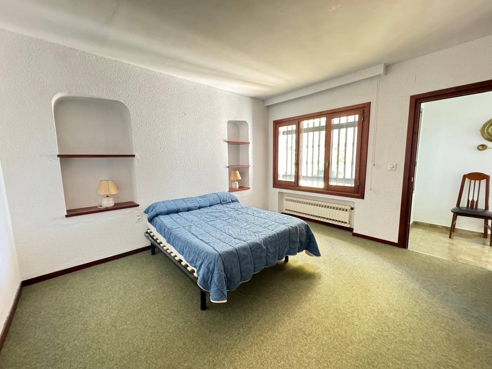 4 soverom Villa til salgs i Villanueva del Rosario med svømmebasseng garasje - € 450 000 (Ref: 8429673)