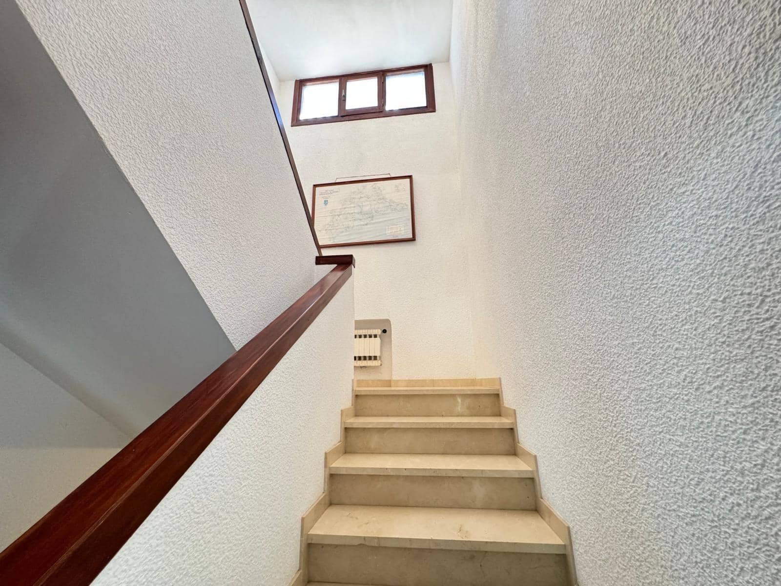 4 soverom Villa til salgs i Villanueva del Rosario med svømmebasseng garasje - € 450 000 (Ref: 8429673)