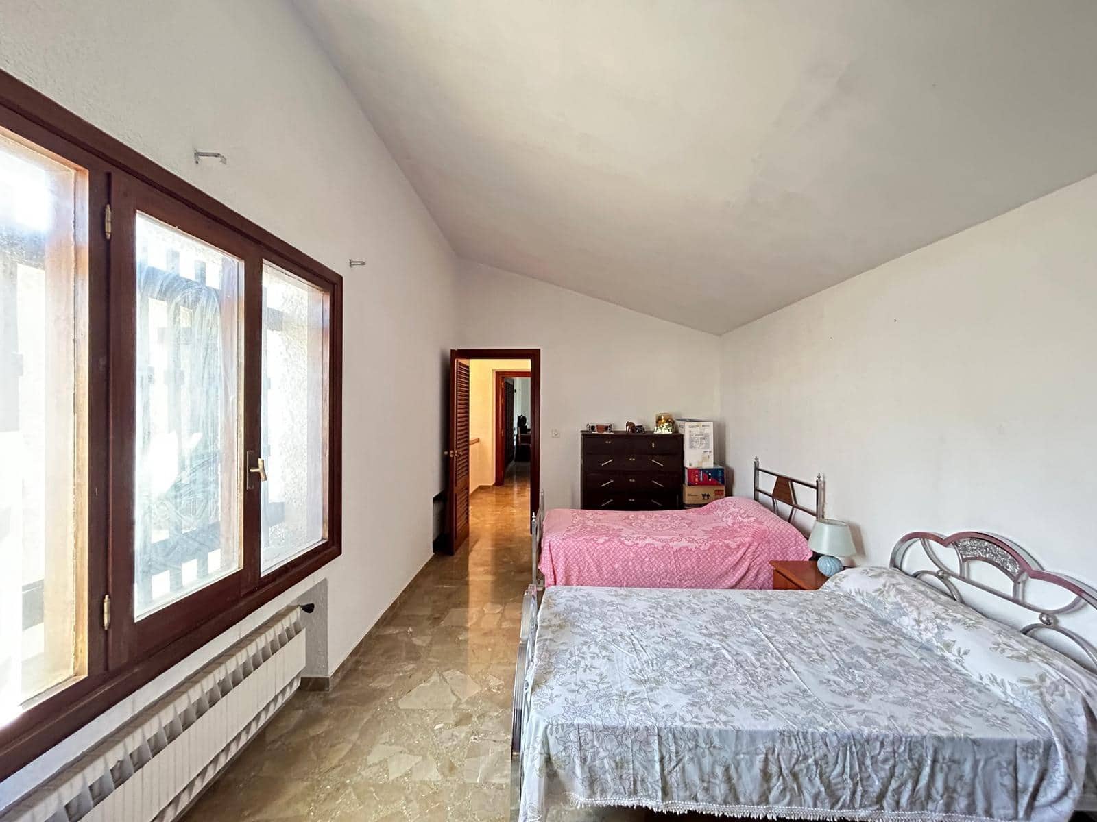 4 soverom Villa til salgs i Villanueva del Rosario med svømmebasseng garasje - € 450 000 (Ref: 8429673)