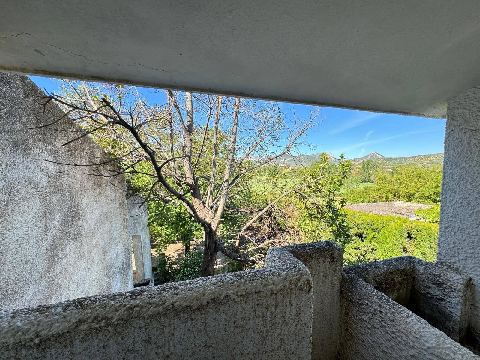 4 soverom Villa til salgs i Villanueva del Rosario med svømmebasseng garasje - € 450 000 (Ref: 8429673)