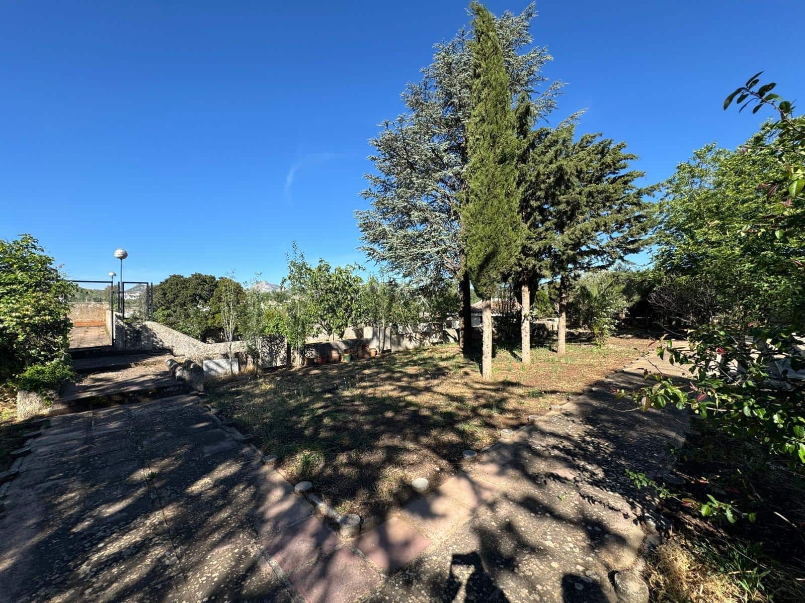 4 soverom Villa til salgs i Villanueva del Rosario med svømmebasseng garasje - € 450 000 (Ref: 8429673)