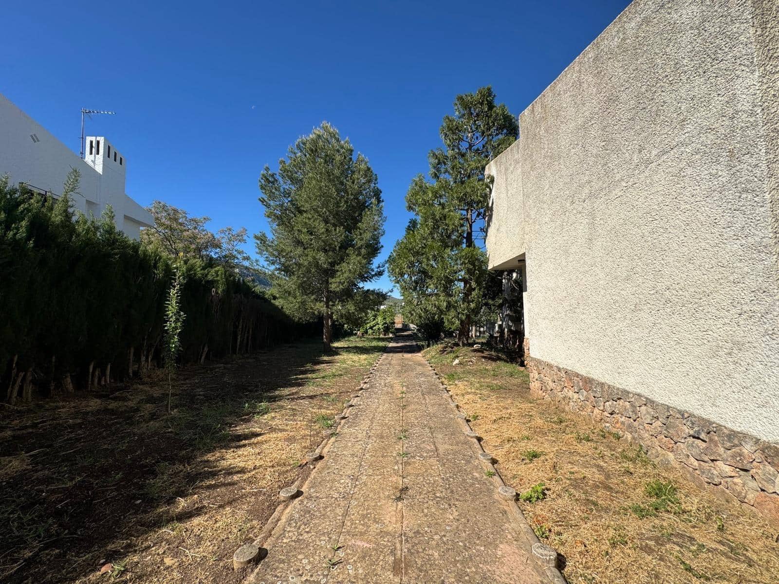 4 soverom Villa til salgs i Villanueva del Rosario med svømmebasseng garasje - € 450 000 (Ref: 8429673)