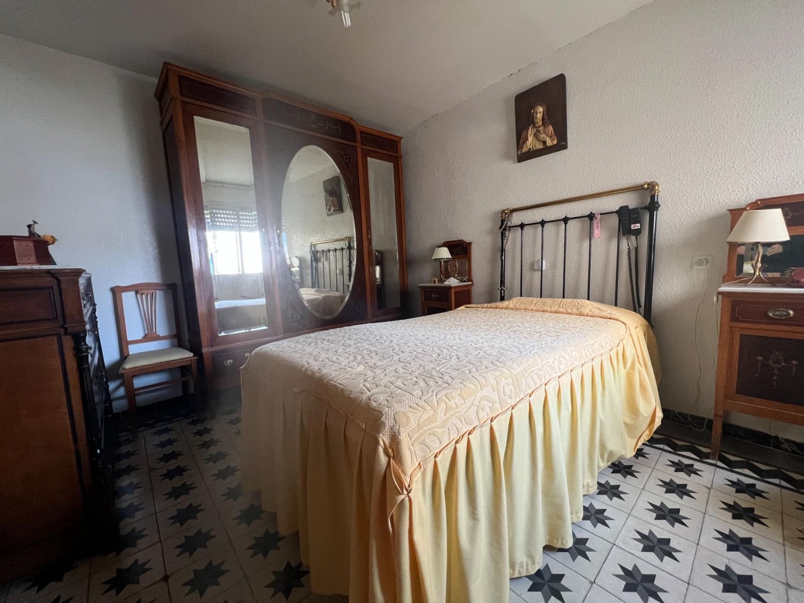 Chalet de 6 habitaciones en Ubeda en venta - 360.000 € (Ref: 8429684)