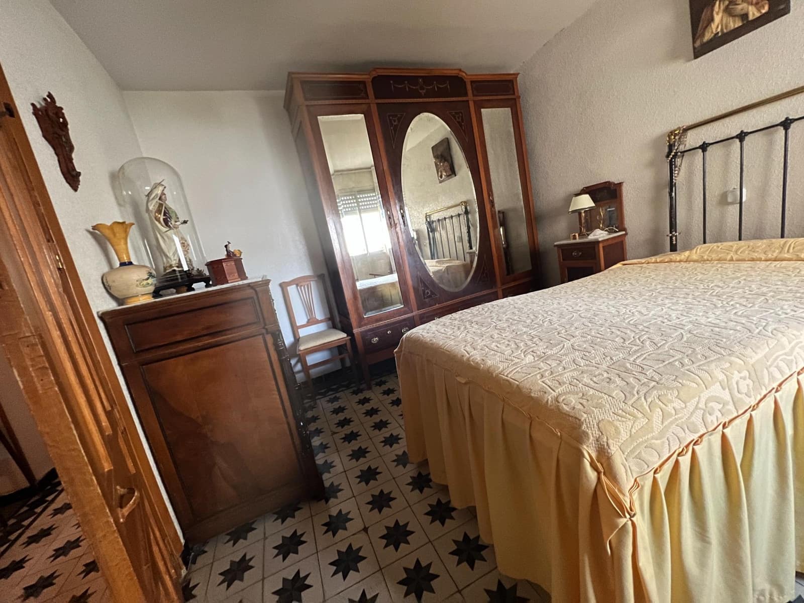 Chalet de 6 habitaciones en Ubeda en venta - 360.000 € (Ref: 8429684)