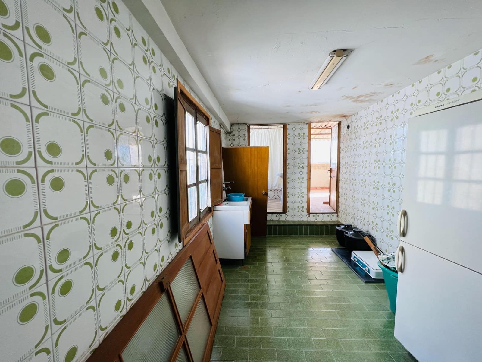 Chalet de 6 habitaciones en Ubeda en venta - 360.000 € (Ref: 8429684)