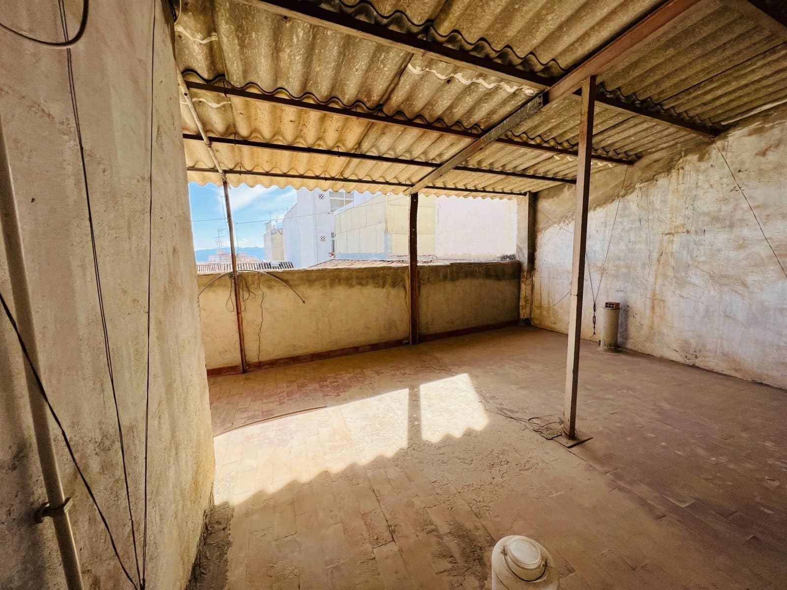 Chalet de 6 habitaciones en Ubeda en venta - 360.000 € (Ref: 8429684)