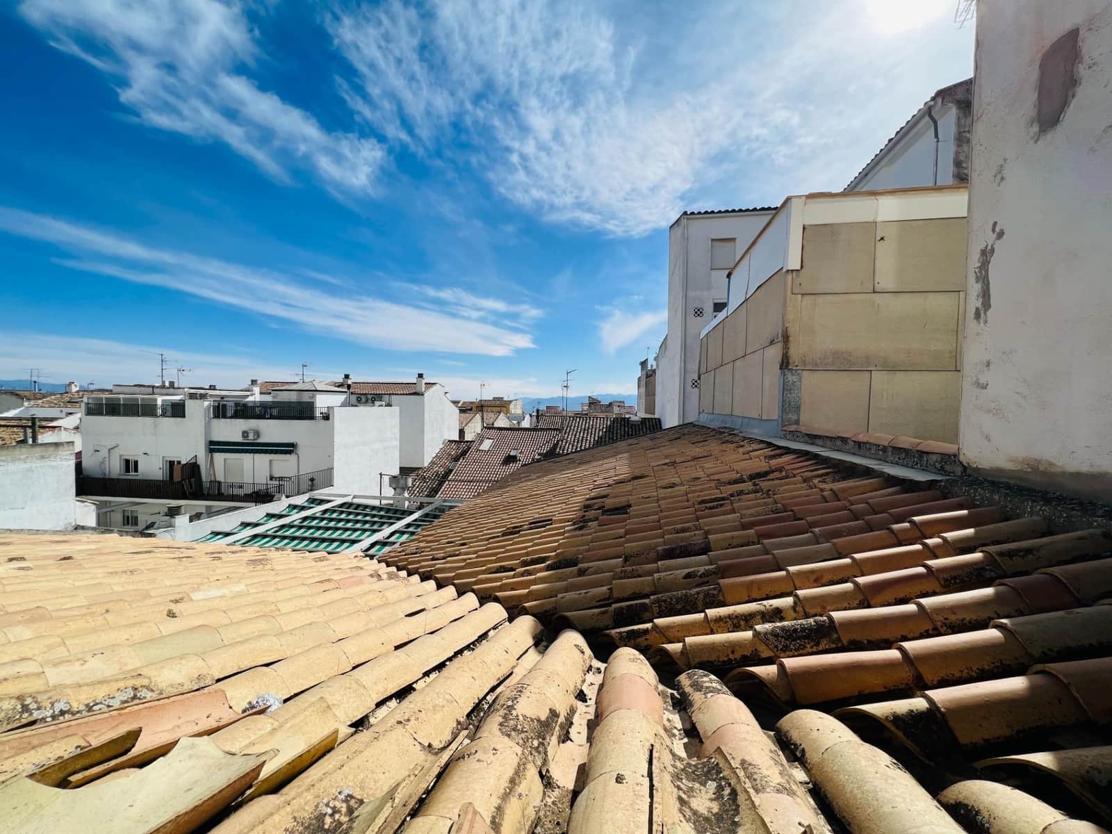 Chalet de 6 habitaciones en Ubeda en venta - 360.000 € (Ref: 8429684)