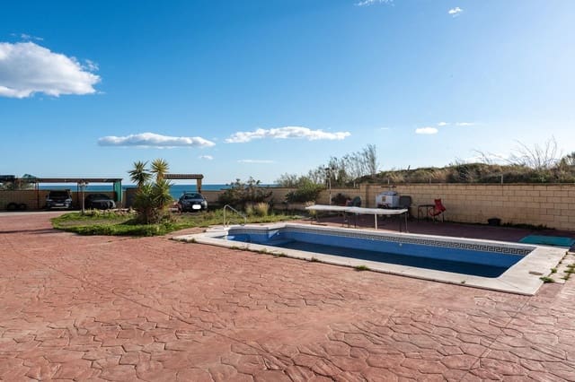 12 sypialnia Willa na sprzedaż w Rincón de la Victoria z basenem garażem - 1 400 000 € (Ref: 8429696)