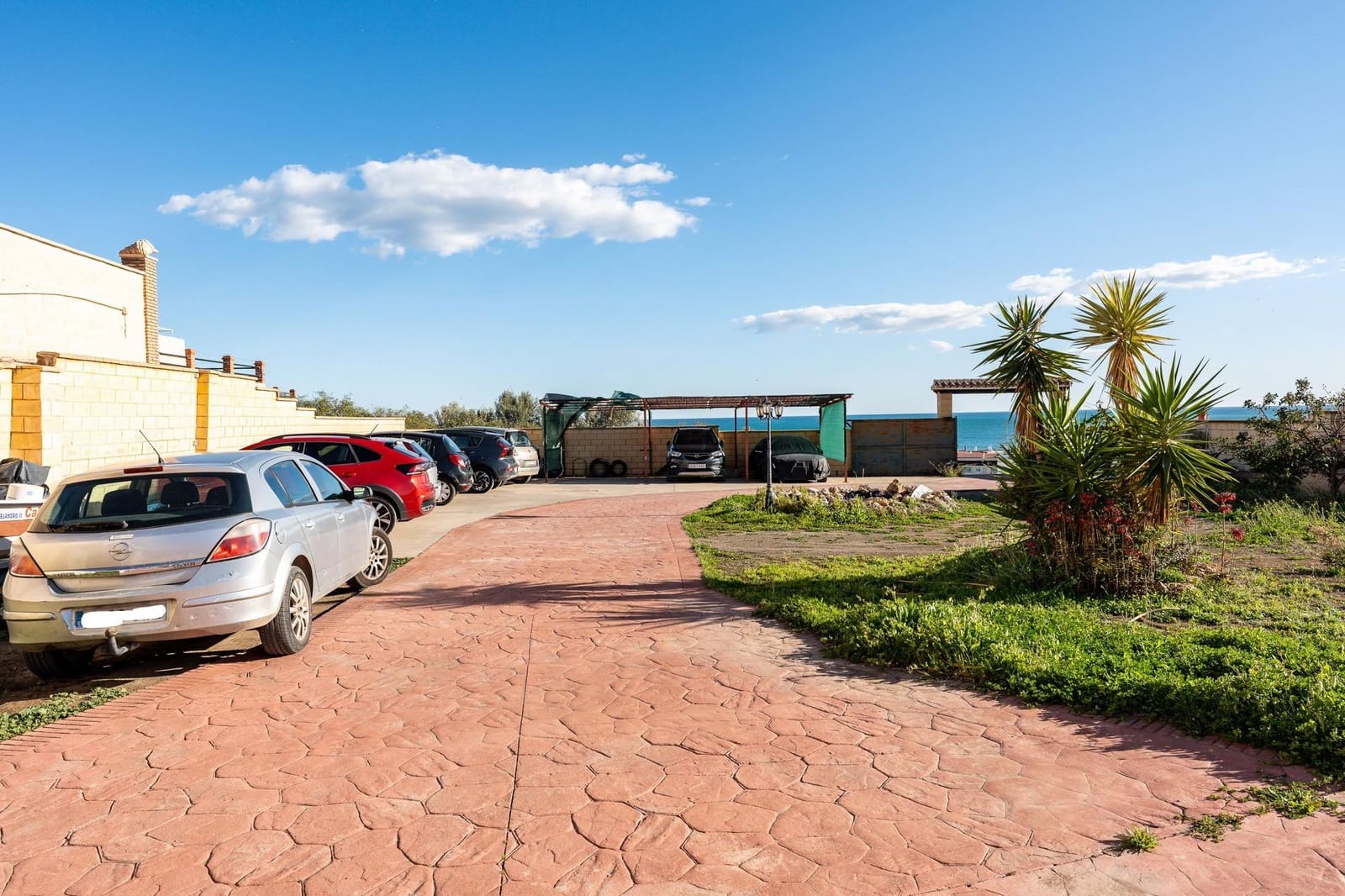 12 sypialnia Willa na sprzedaż w Rincon de la Victoria z basenem garażem - 1 400 000 € (Ref: 8429696)