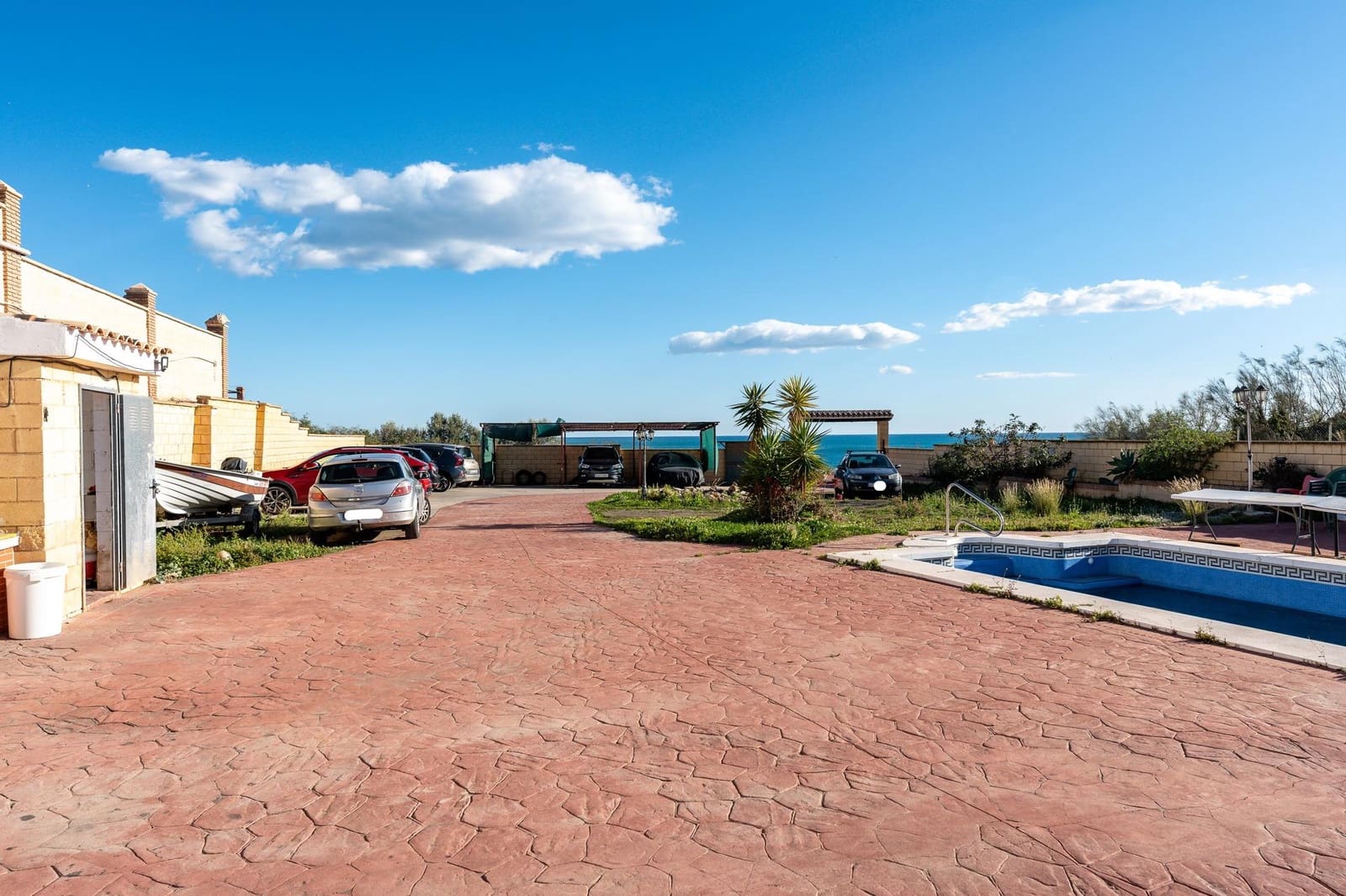 12 sypialnia Willa na sprzedaż w Rincon de la Victoria z basenem garażem - 1 400 000 € (Ref: 8429696)