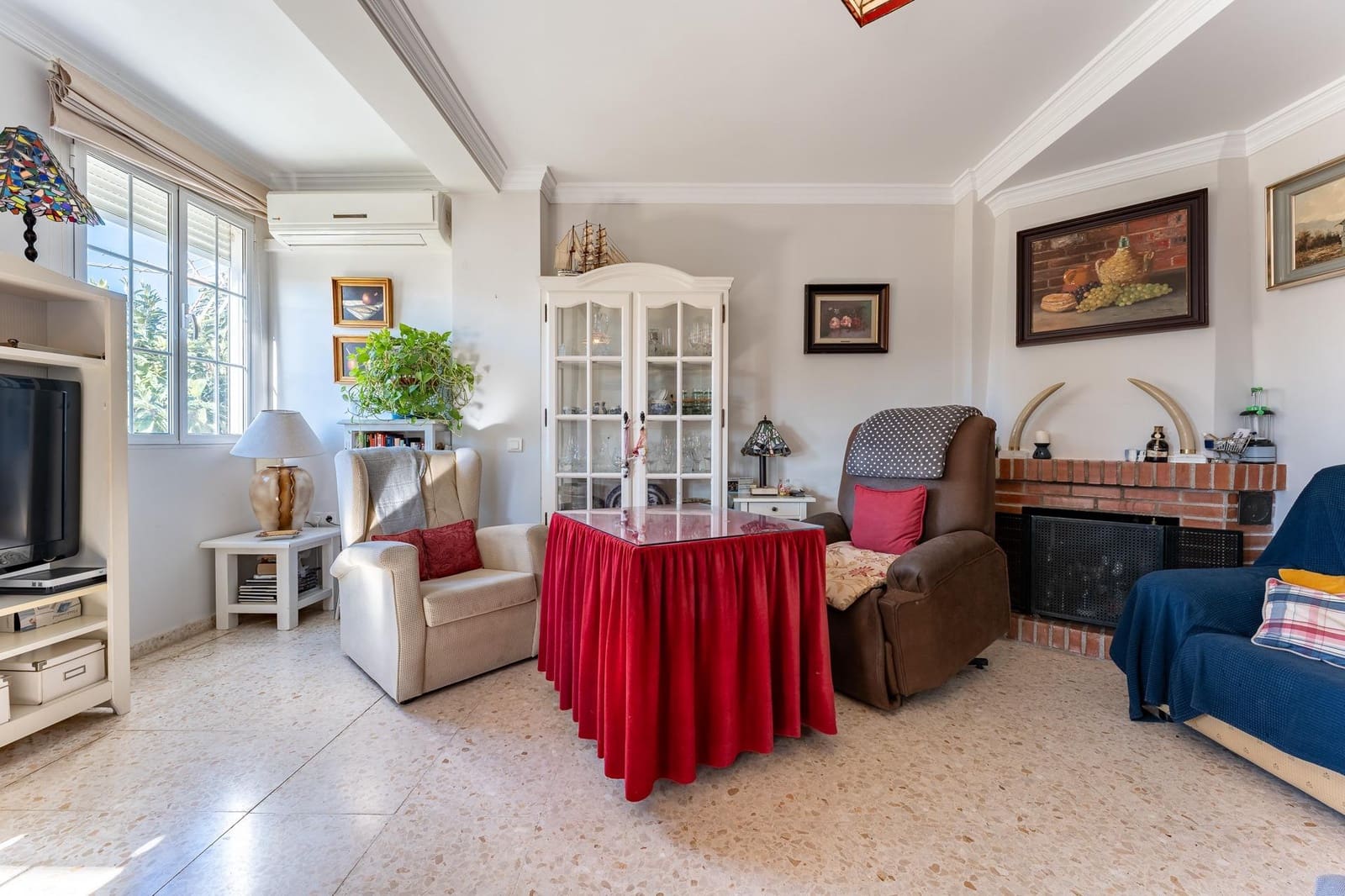 12 bedroom Villa for sale in Rincon de la Victoria with pool garage - € 1,400,000 (Ref: 8429696)