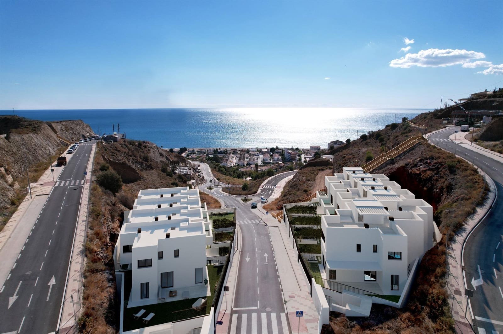 4 Zimmer Reihenhaus zu verkaufen in Rincon de la Victoria mit Garage - 695.000 € (Ref: 8452044)