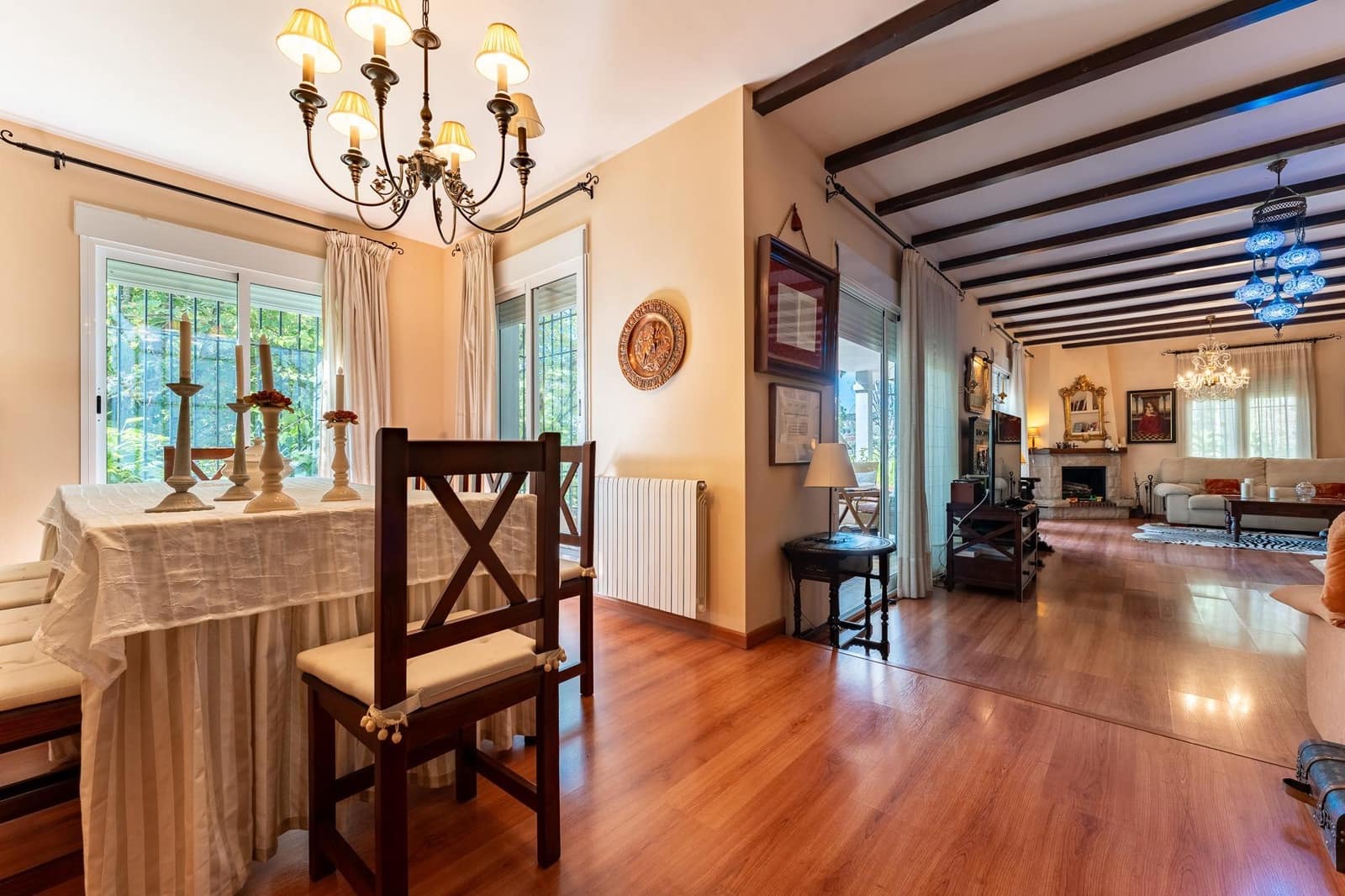 Chalet de 6 habitaciones en Rute en venta con piscina garaje - 995.000 € (Ref: 8457062)