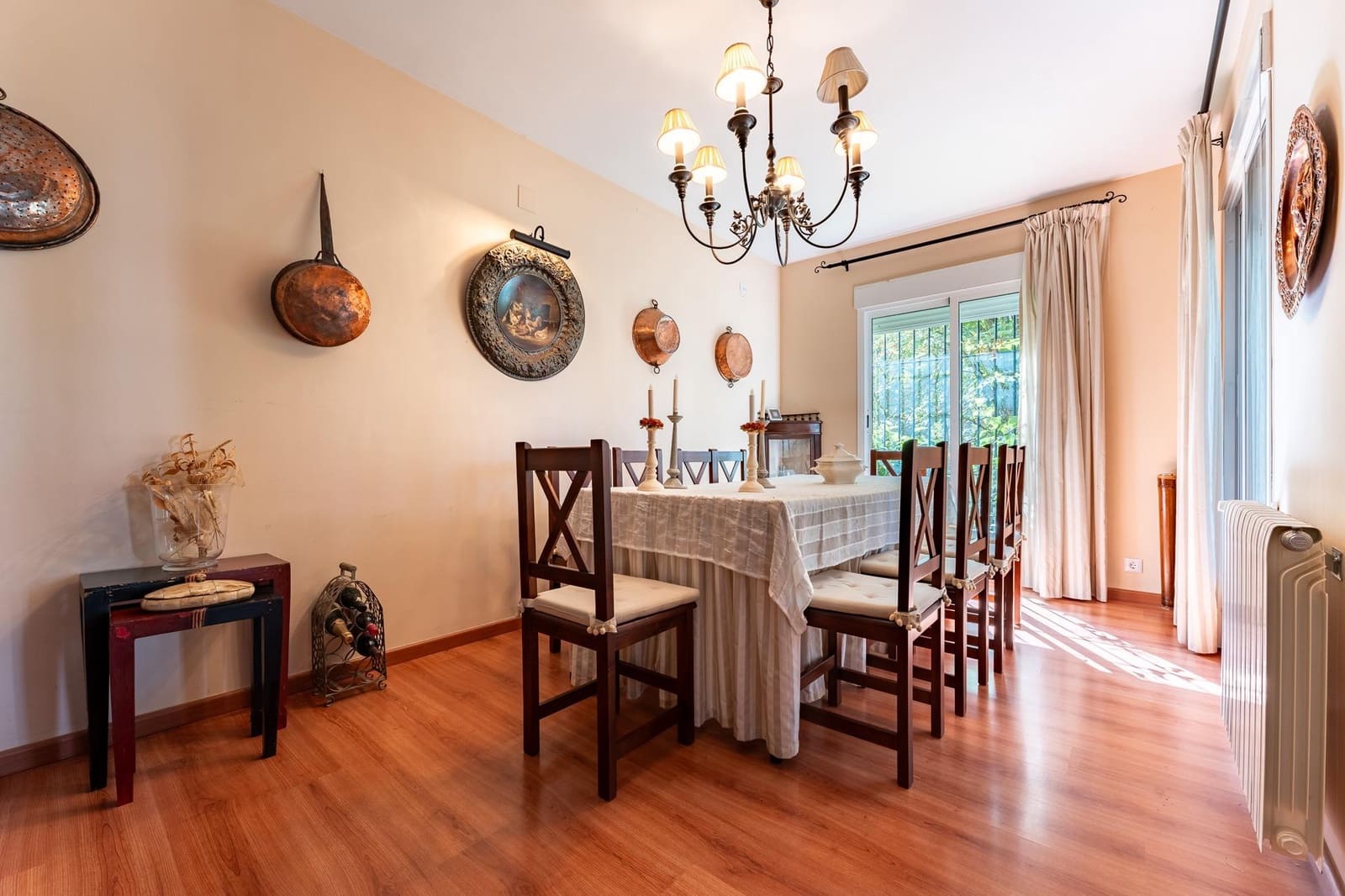 Chalet de 6 habitaciones en Rute en venta con piscina garaje - 995.000 € (Ref: 8457062)