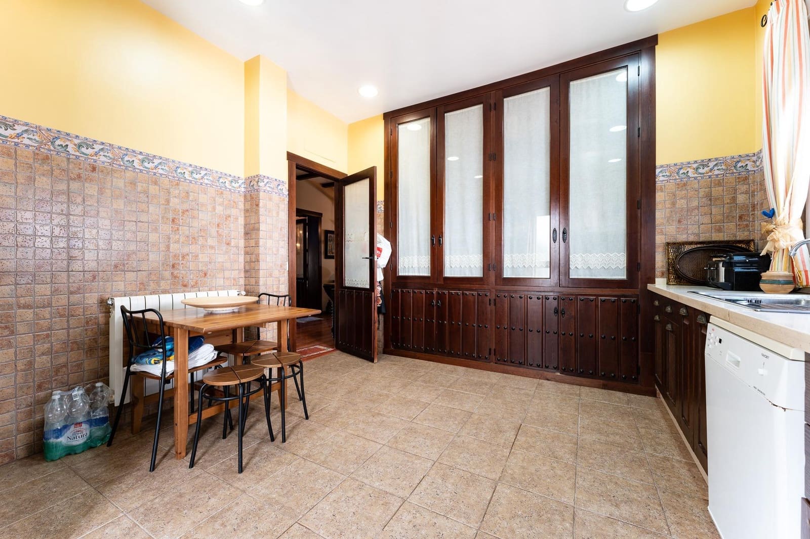 Chalet de 6 habitaciones en Rute en venta con piscina garaje - 995.000 € (Ref: 8457062)