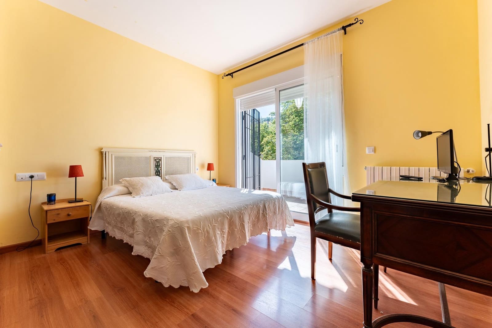 Chalet de 6 habitaciones en Rute en venta con piscina garaje - 995.000 € (Ref: 8457062)