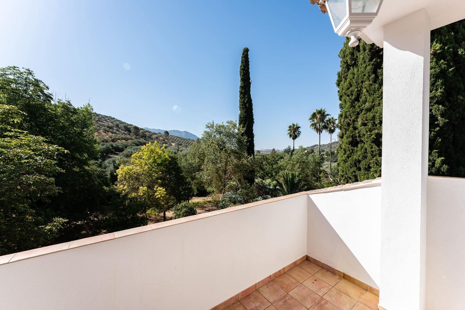 Chalet de 6 habitaciones en Rute en venta con piscina garaje - 995.000 € (Ref: 8457062)