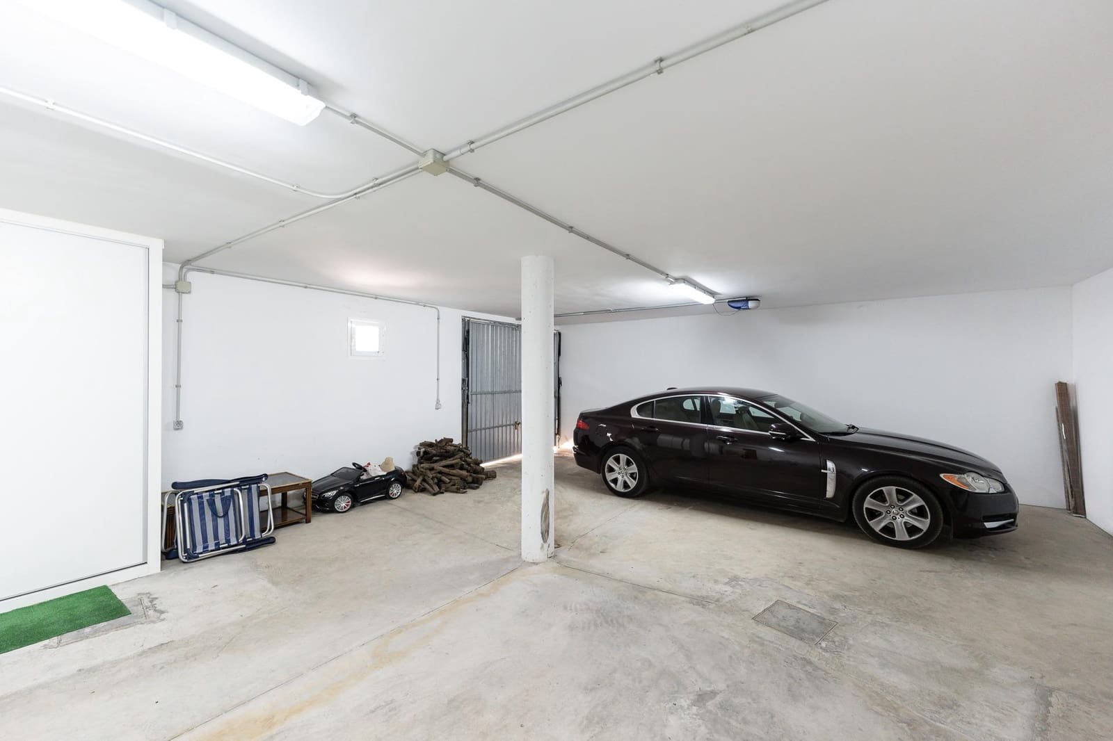 Chalet de 6 habitaciones en Rute en venta con piscina garaje - 995.000 € (Ref: 8457062)