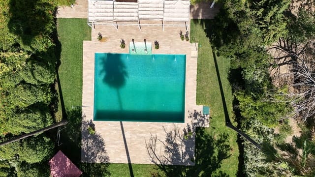 6 bedroom Villa for sale in Rute with pool garage - € 995,000 (Ref: 8457062)
