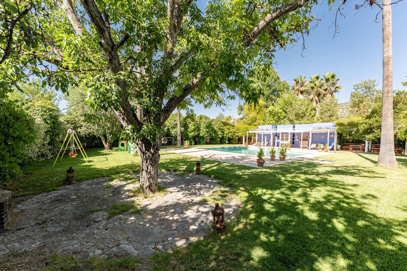 Chalet de 6 habitaciones en Rute en venta con piscina garaje - 995.000 € (Ref: 8457062)