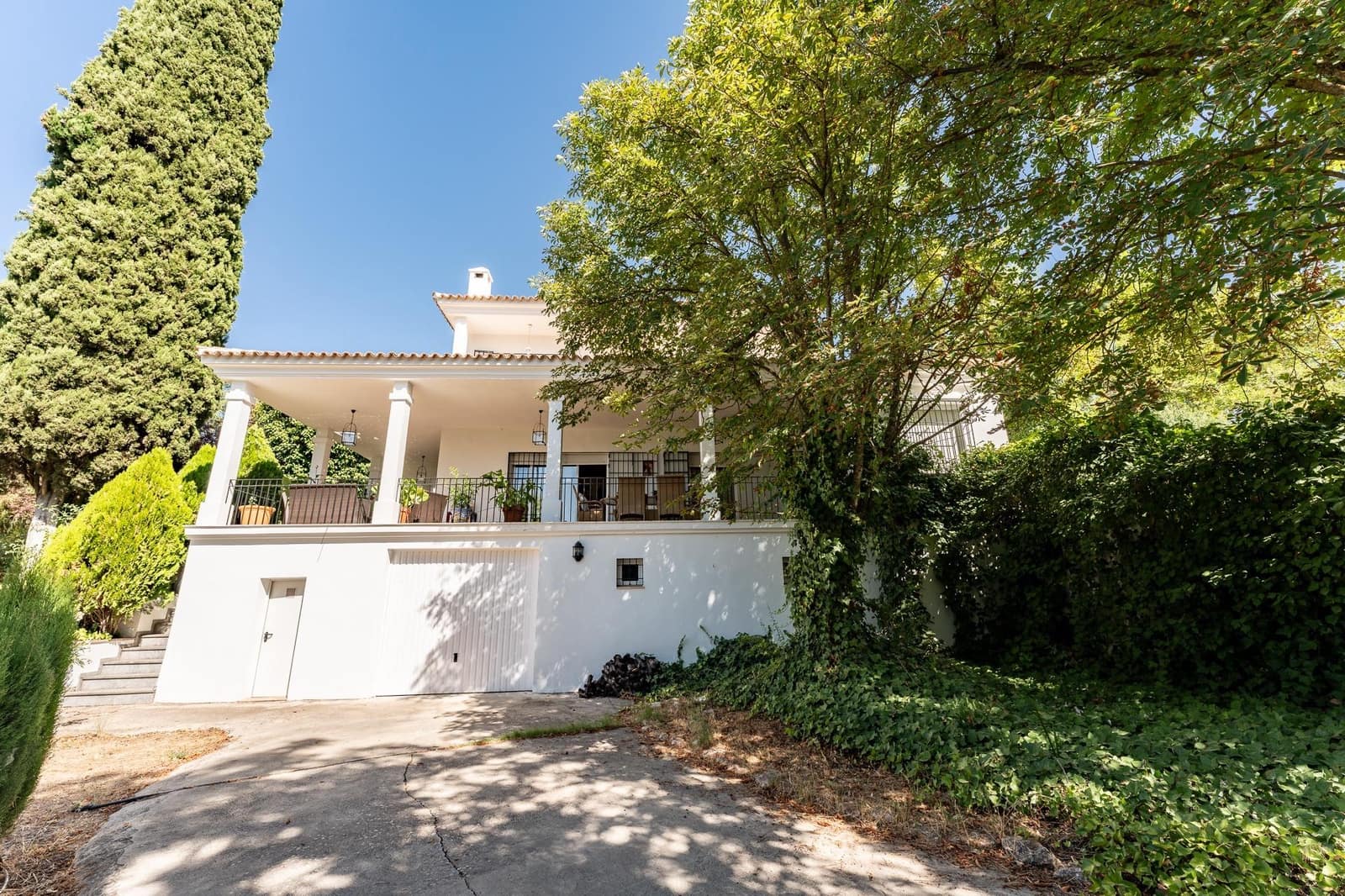 Chalet de 6 habitaciones en Rute en venta con piscina garaje - 995.000 € (Ref: 8457062)