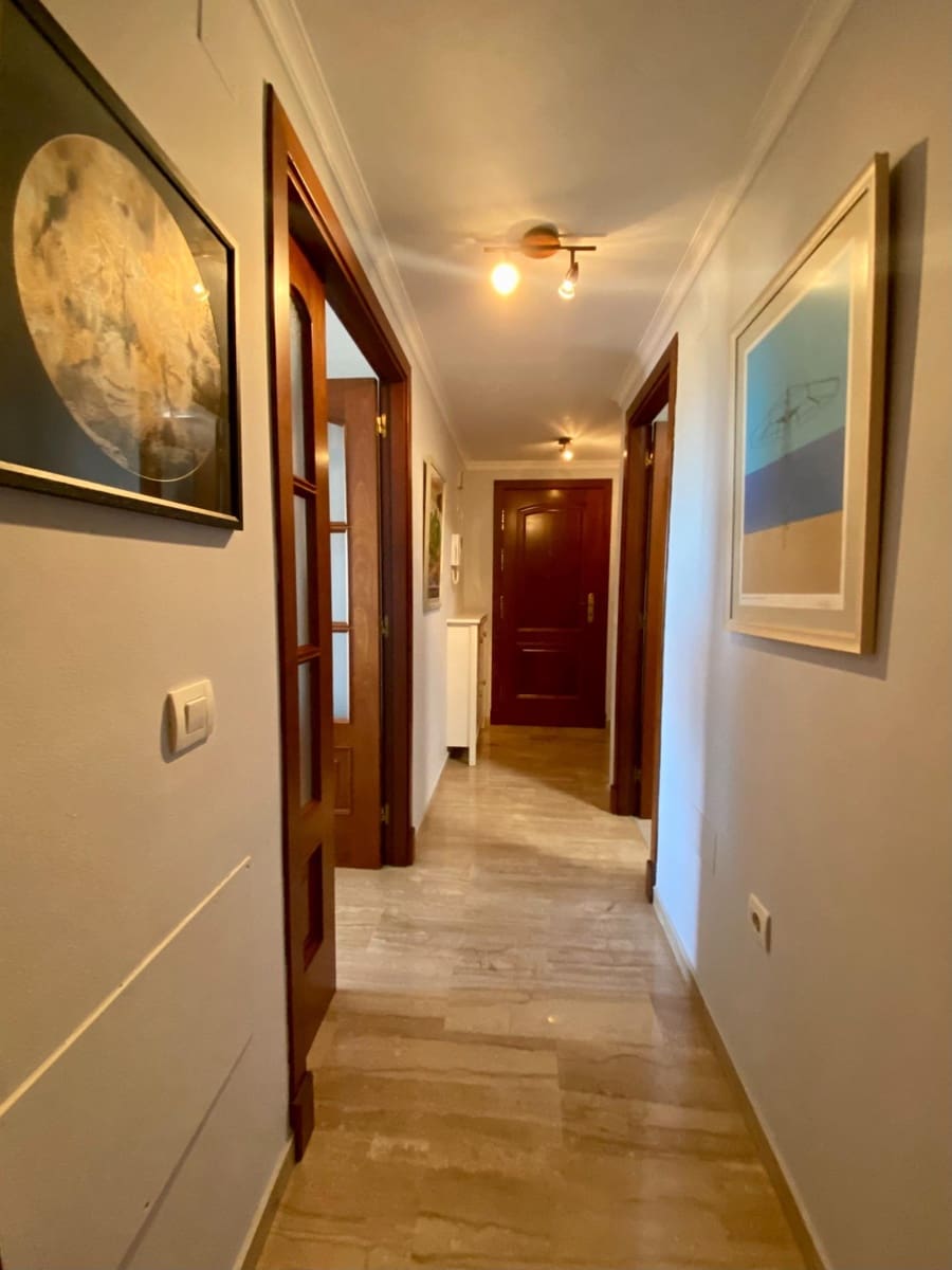 2 soveværelse Lejlighed til leje i Malaga by med swimmingpool - € 1.500 (Ref: 8487742)