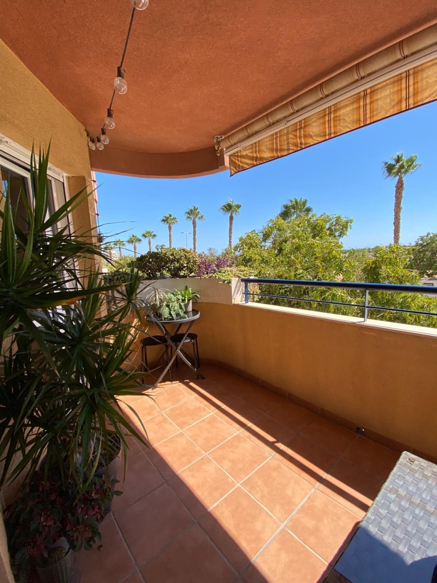 2 soveværelse Lejlighed til leje i Malaga by med swimmingpool - € 1.500 (Ref: 8487742)