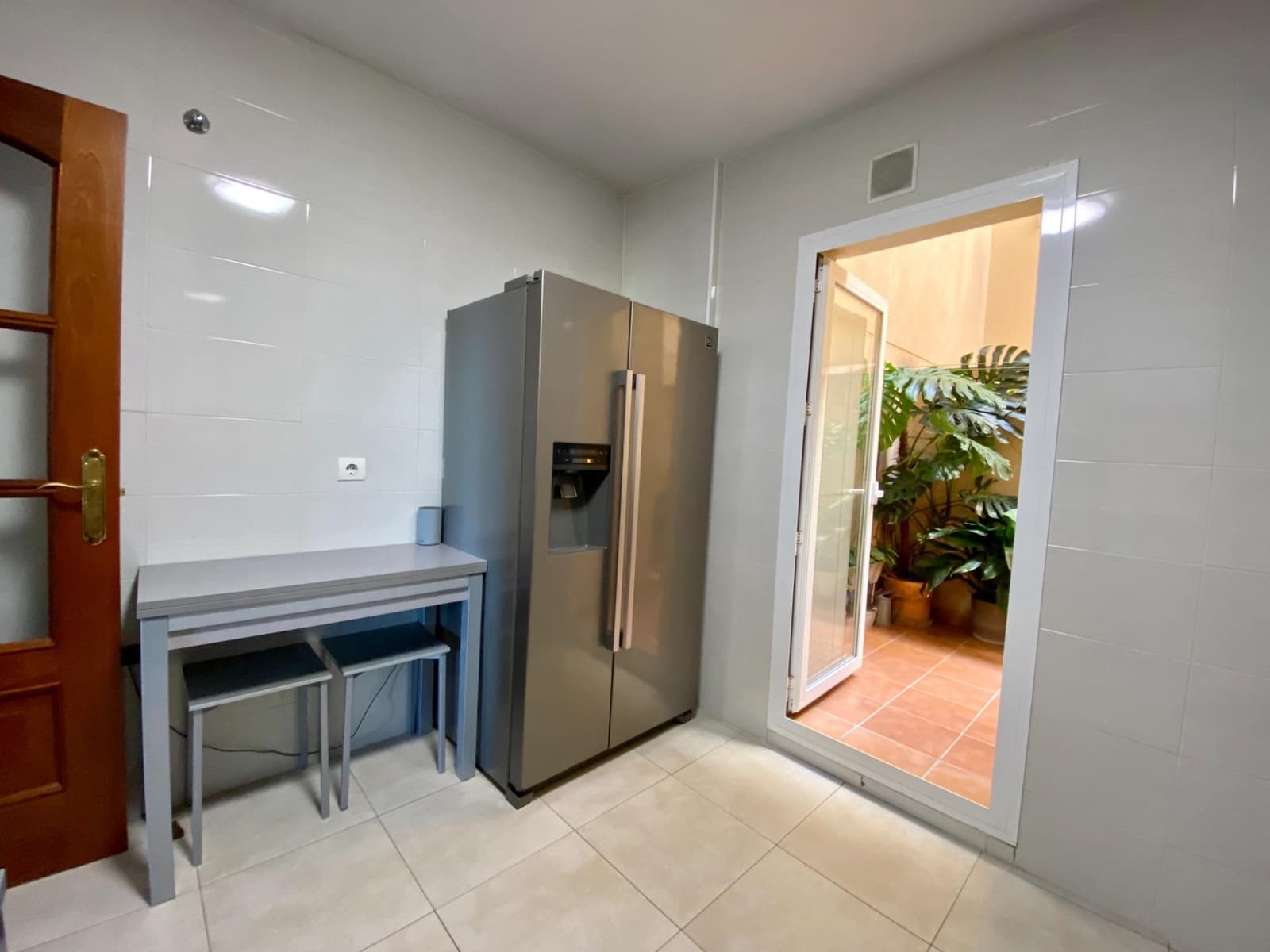 2 soveværelse Lejlighed til leje i Malaga by med swimmingpool - € 1.500 (Ref: 8487742)