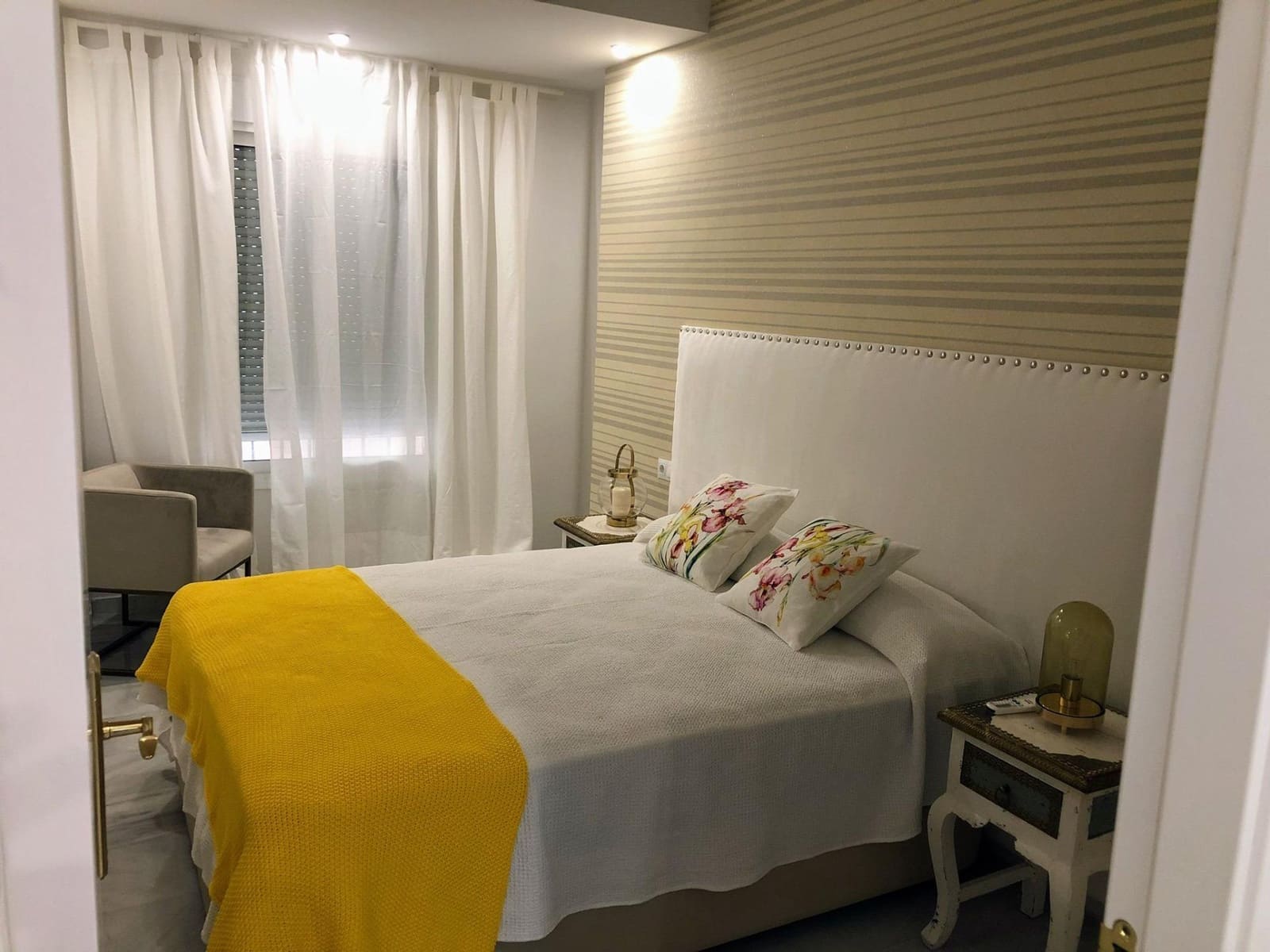 2 soverom Leilighet til leie i Malaga by med garasje - € 1 350 (Ref: 8551291)