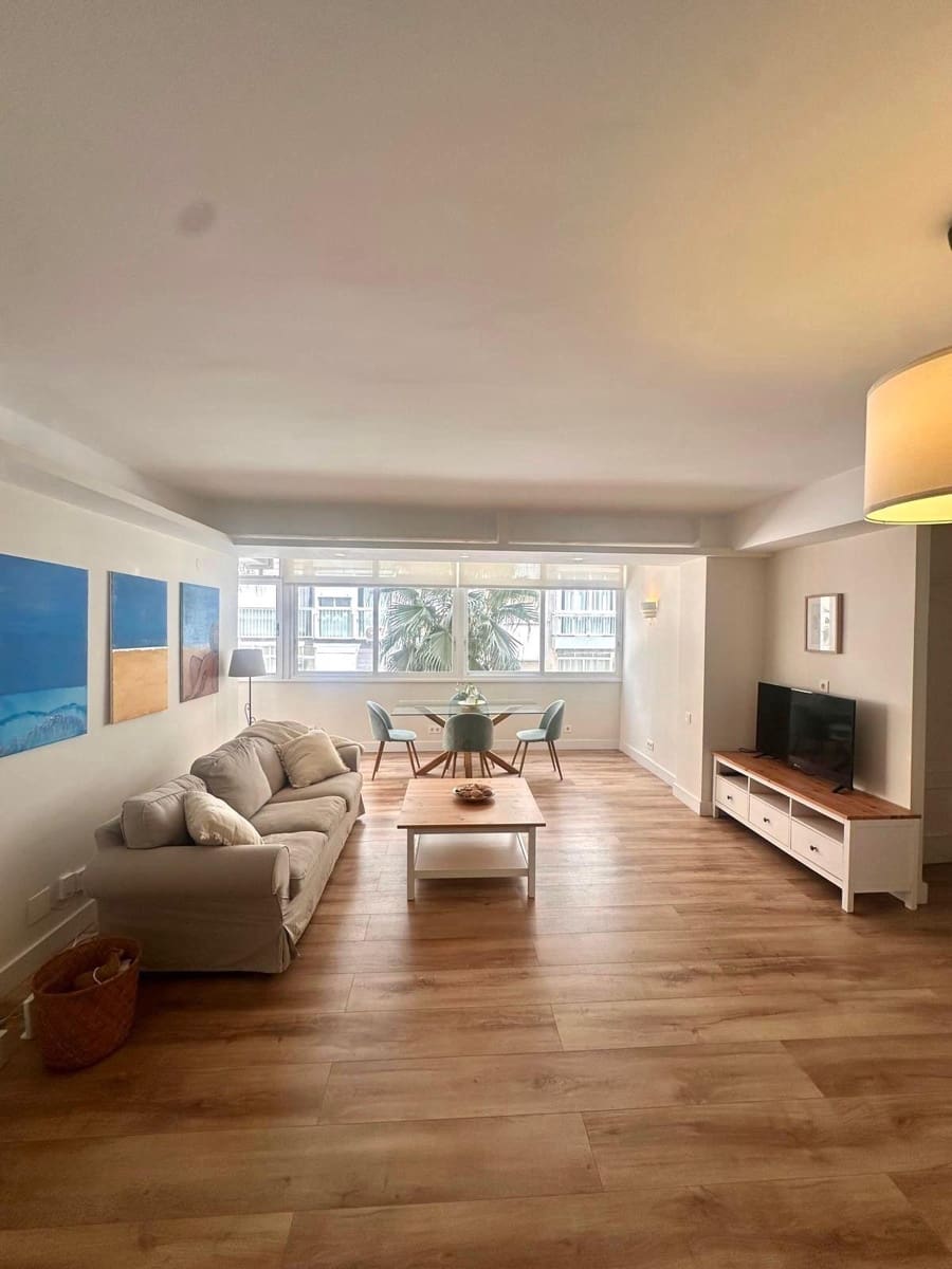 2 quarto Apartamento para arrendar em Malaga cidade - 2 300 € (Ref: 8696401)