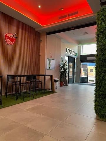 Erhverv til leje i Benalmádena med garage - € 1.340 (Ref: 8706034)