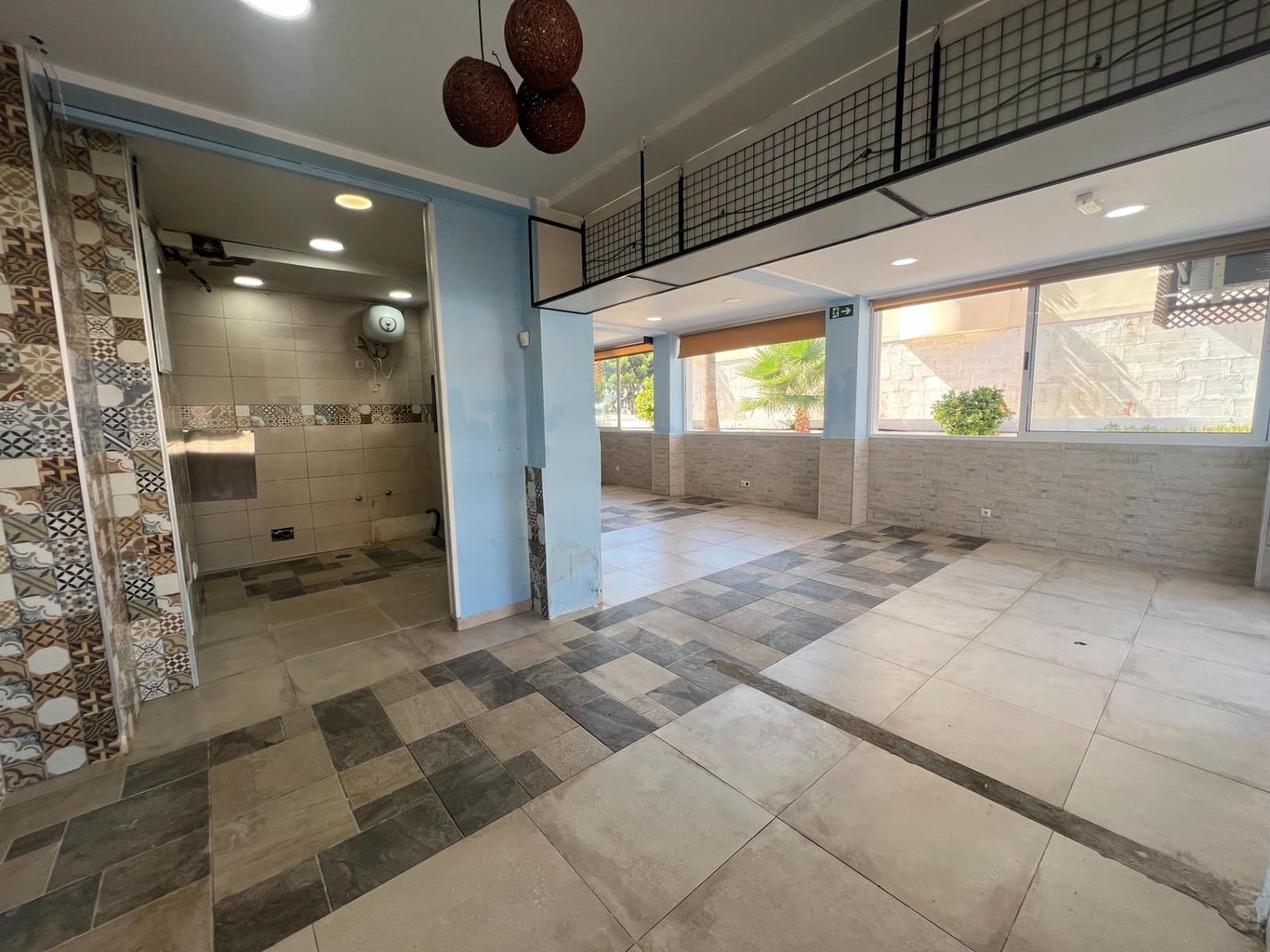 3 soveværelse Virksomhed til salg i Benalmadena - € 210.000 (Ref: 8715433)