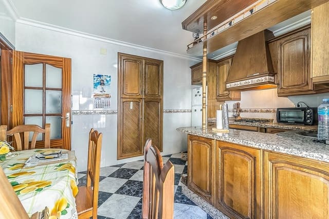 5 makuuhuone Omakotitalo myytävänä paikassa Valle de Abdalajís - 159 000 € (Ref: 8729925)