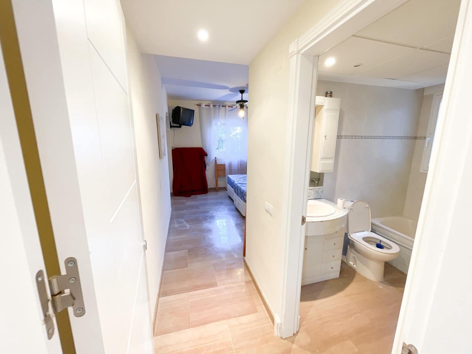 4 slaapkamer Villa te koop in Vinuela met zwembad - € 365.000 (Ref: 8729926)