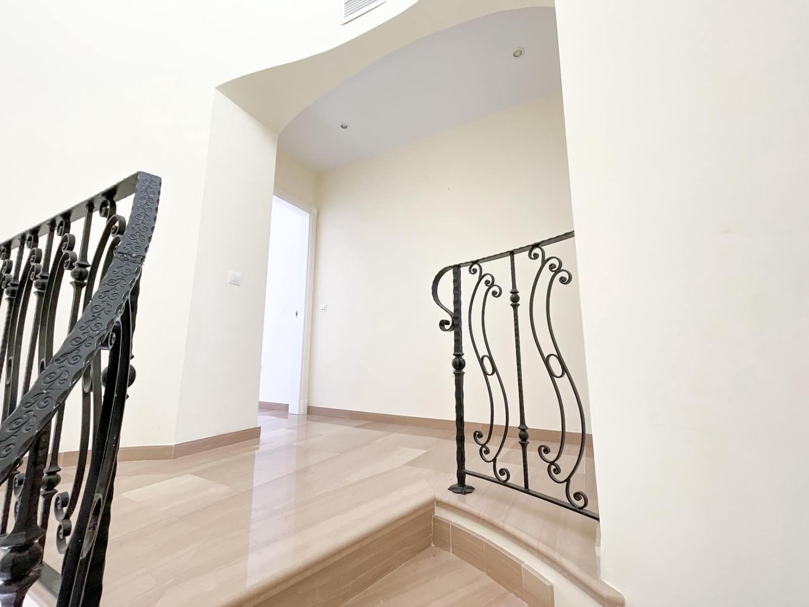 4 slaapkamer Villa te koop in Vinuela met zwembad - € 365.000 (Ref: 8729926)