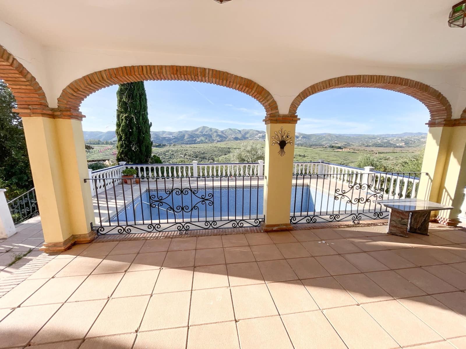 4 slaapkamer Villa te koop in Vinuela met zwembad - € 365.000 (Ref: 8729926)