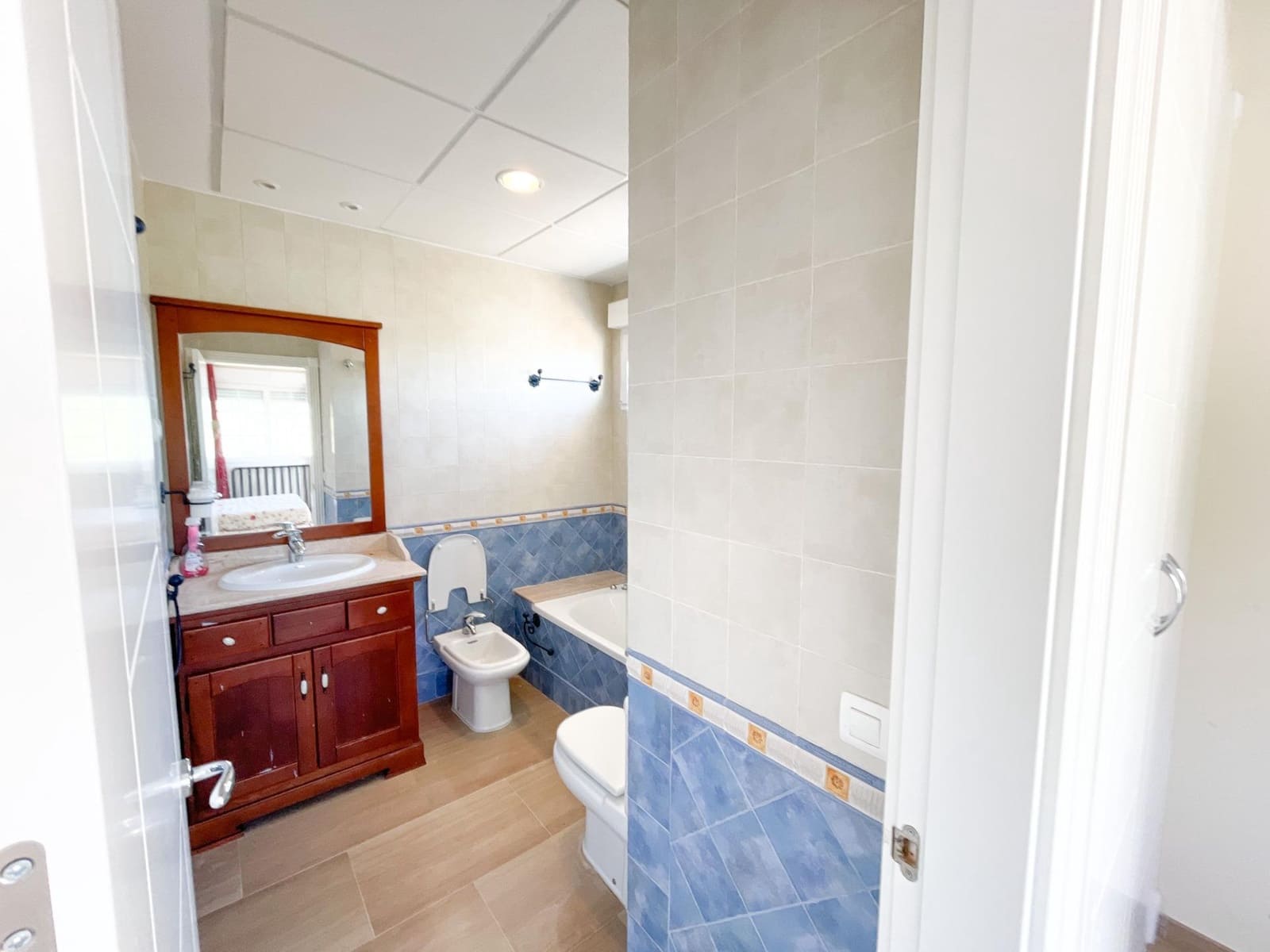 4 slaapkamer Villa te koop in Vinuela met zwembad - € 365.000 (Ref: 8729926)