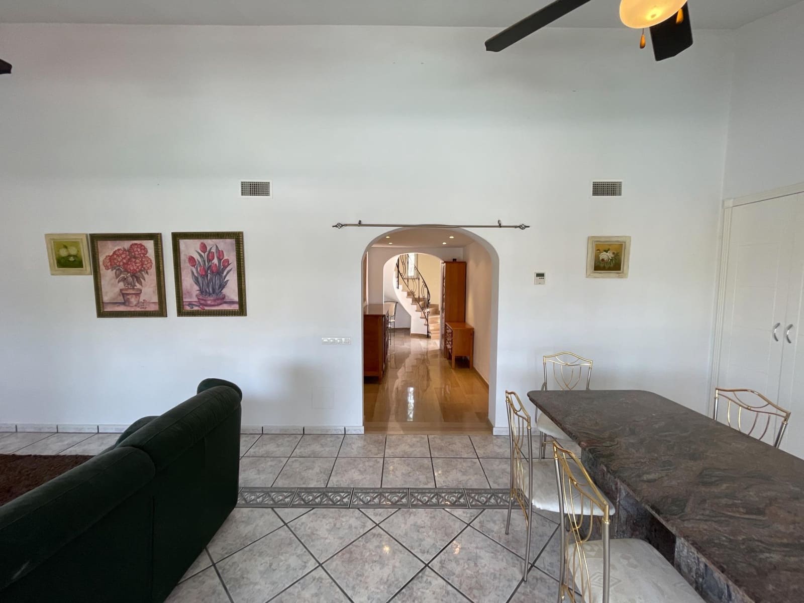 4 slaapkamer Villa te koop in Vinuela met zwembad - € 365.000 (Ref: 8729926)