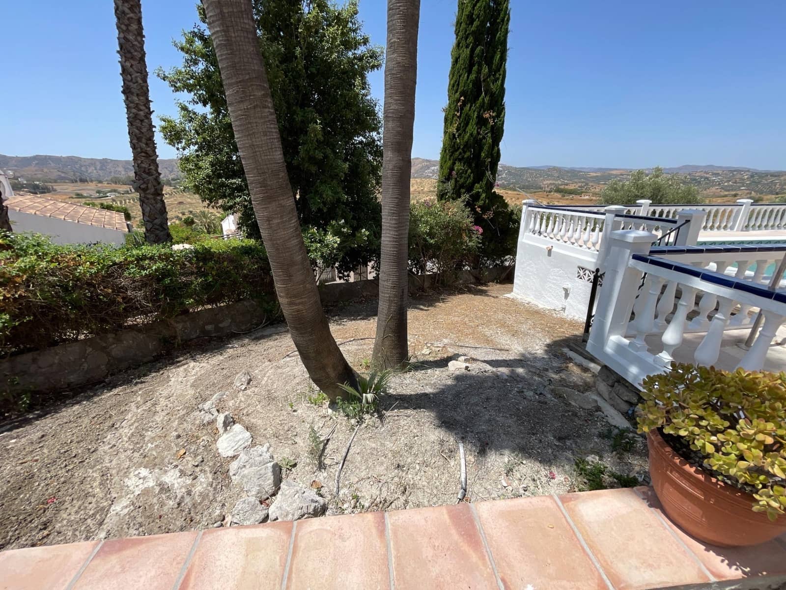 4 slaapkamer Villa te koop in Vinuela met zwembad - € 365.000 (Ref: 8729926)