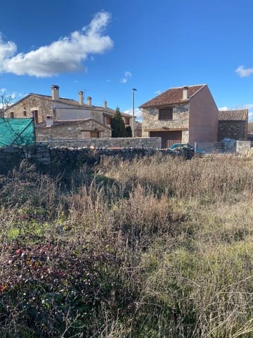 Działka budowlana na sprzedaż w Pedraza - 122 000 € (Ref: 8770364)