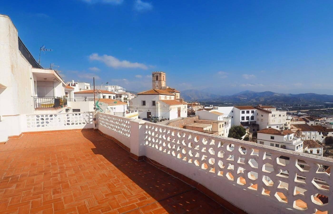 5 slaapkamer Flat te koop in Salobrena - € 429.999 (Ref: 8816040)